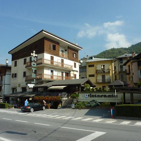 Albergo Nazionale Vernante Exterior foto